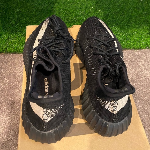 Yeezy boost 350 V2 - Picture 7 of 7